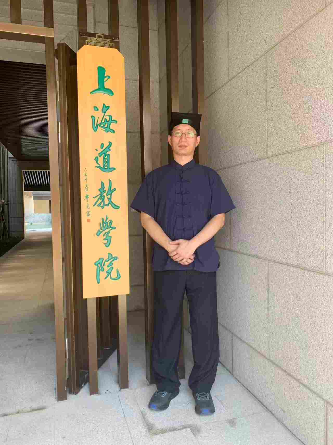 微信图片_20251007083146_240_348.jpg 微信图片_20251007083146_240_348.jpg