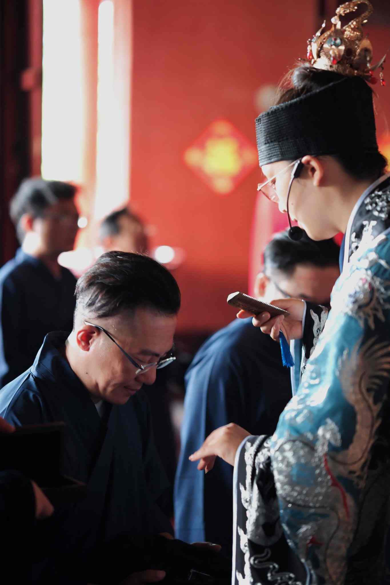 《想成为道士,你要先知道:冠巾之前,为什么一定要有师承?》